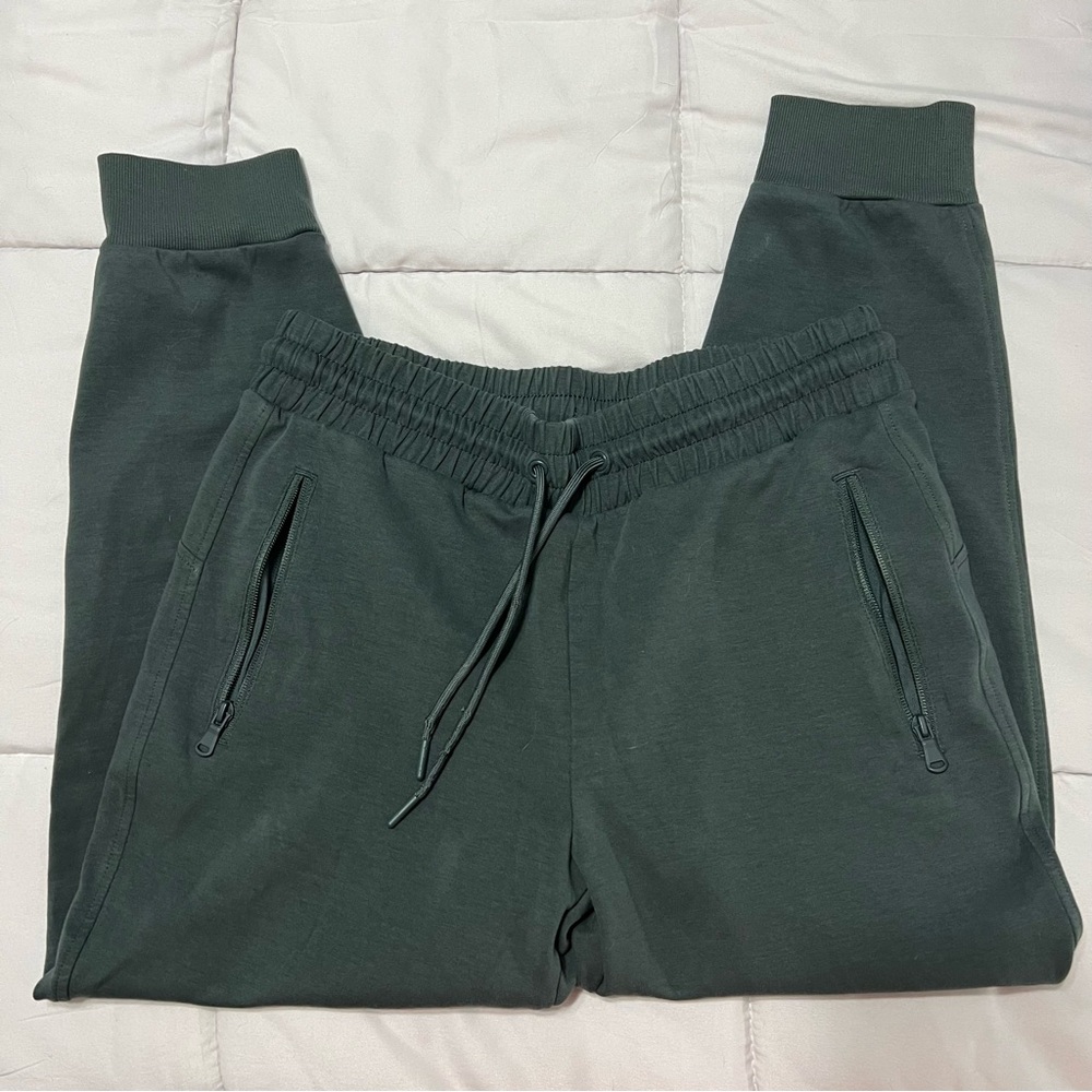 Old Navy High-Rise Jogger
